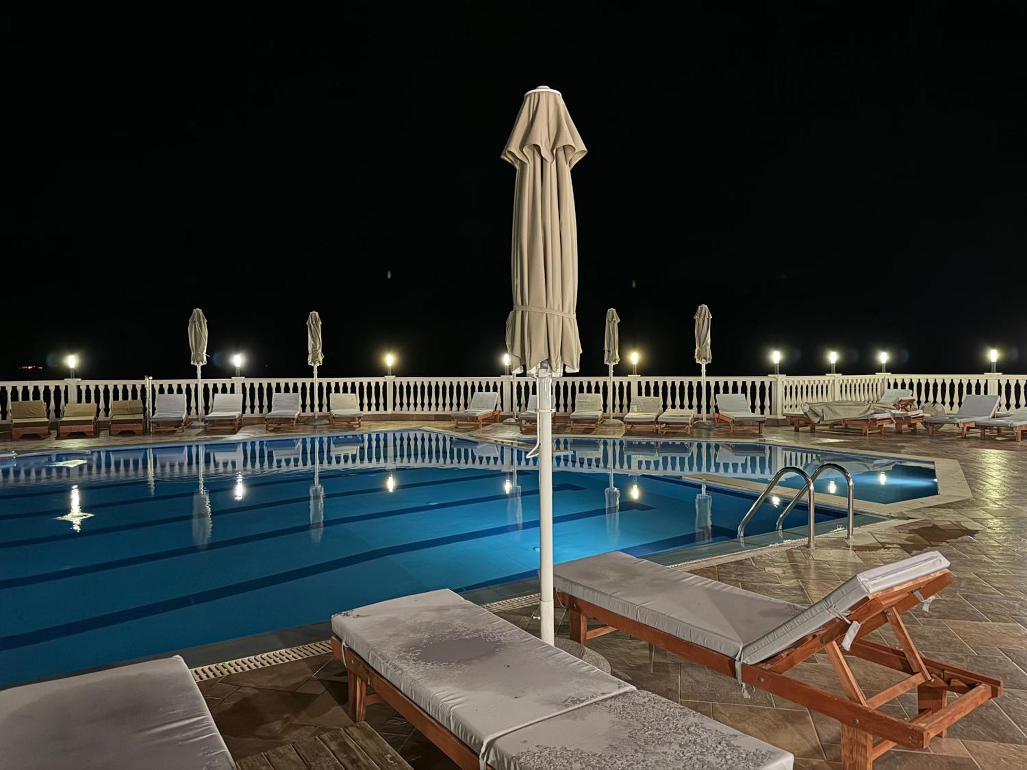 Nuna Hotel Радиме Екстер'єр фото